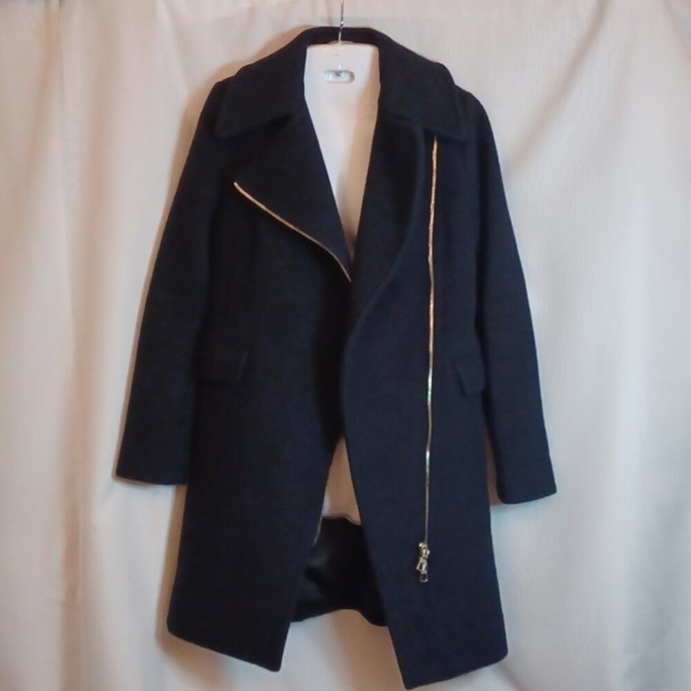 CLUB MONACO Women's Black Wool Coat With Zipper Front. Size XS/TP